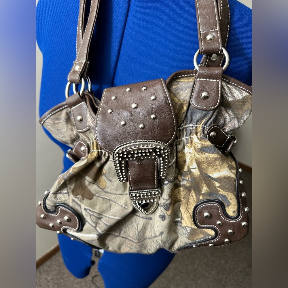 COPY - Camo Purse